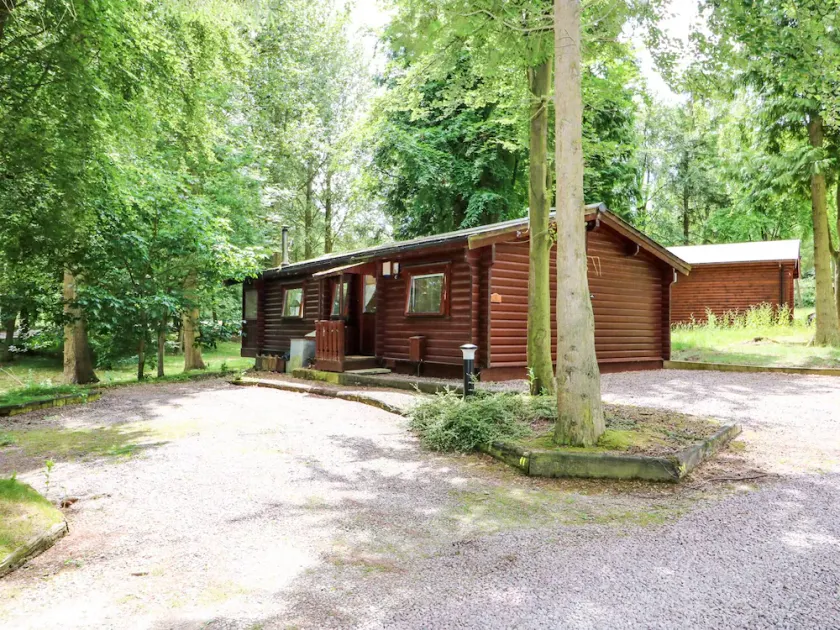 Lodge 8 - Image 1