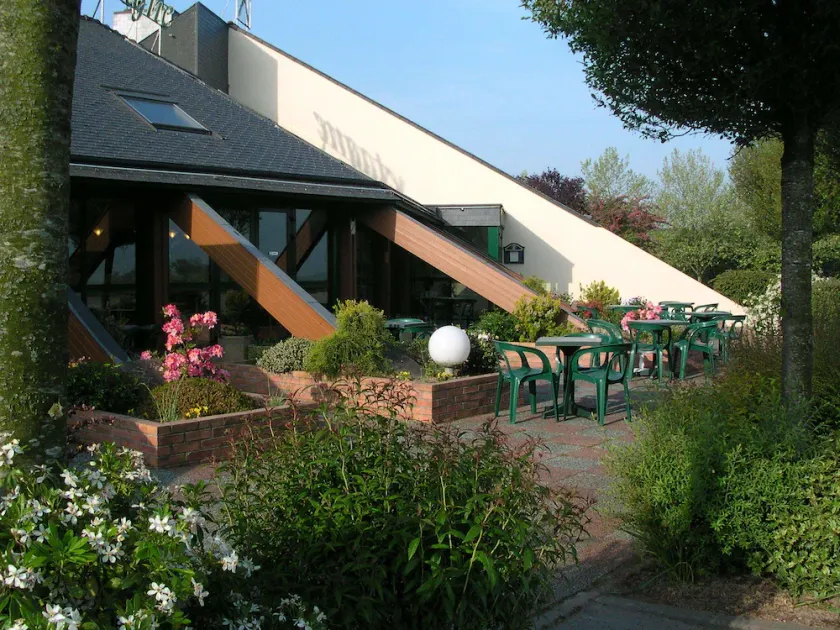 Hotel le Bretagne - Image 1