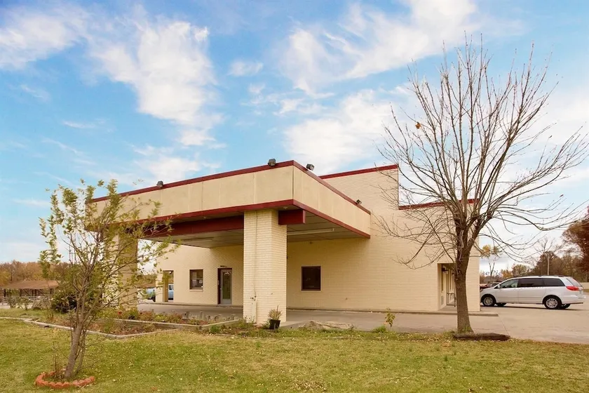 Americas Best Value Inn-Murphysboro/Carbondale - Image 1