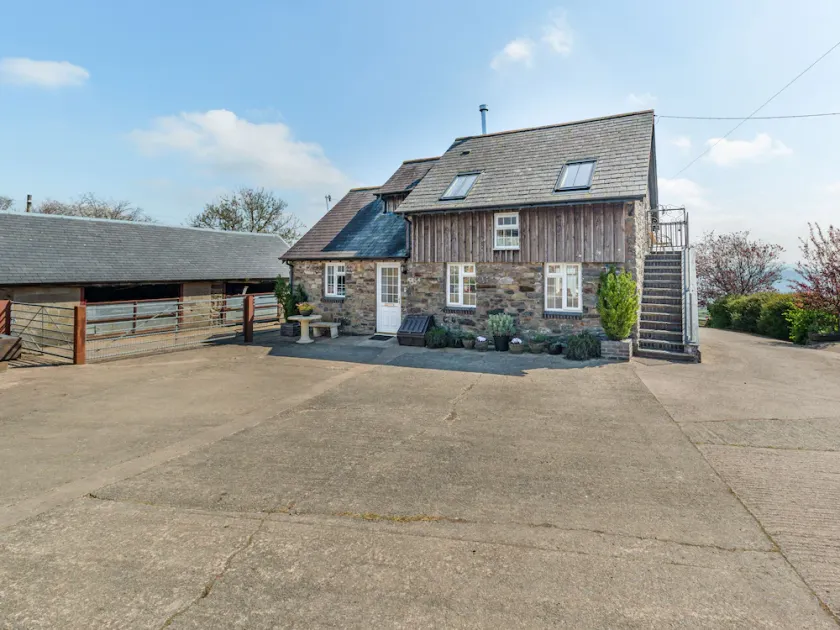 Halfen Granary - Image 1