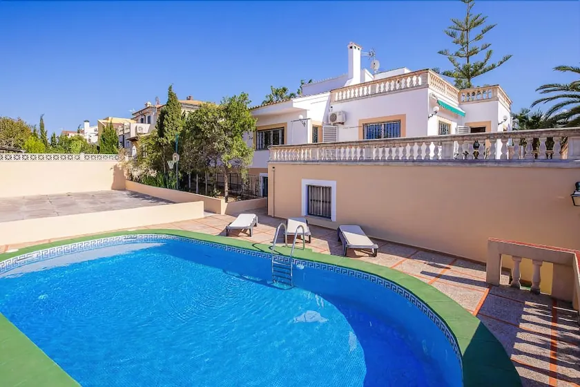 Villa Saturn - Image 1