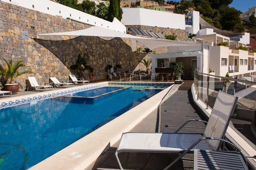 Colina Home Resort - Image 1