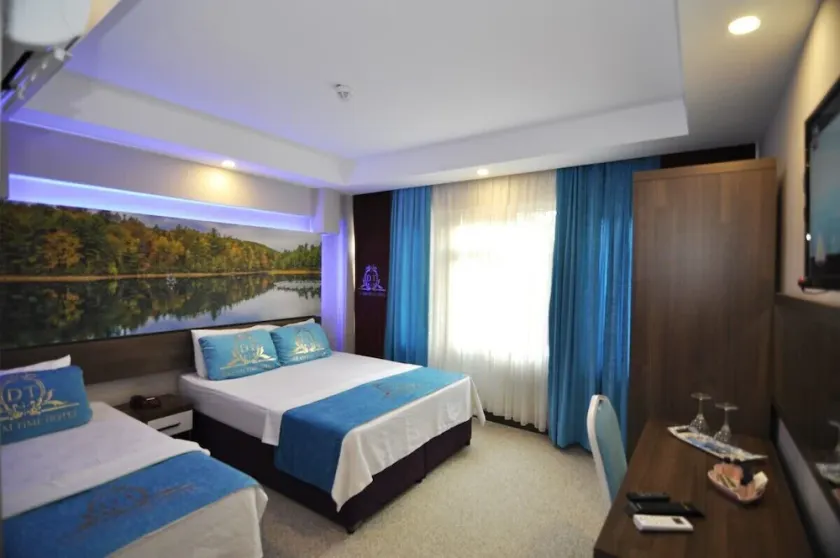 Dream Time Hotel - Image 1