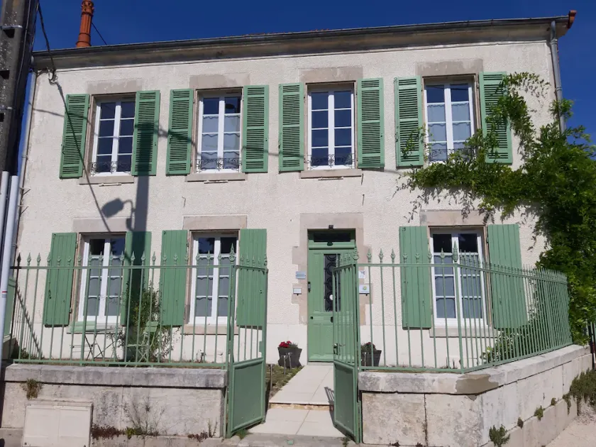 Les Volets Verts Aulnay - Image 1