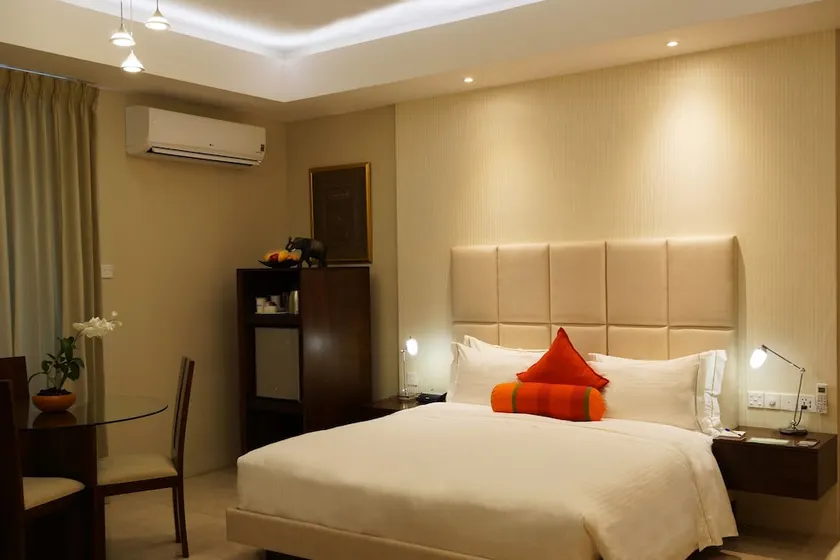 The Penthouse Above Sea - Image 1