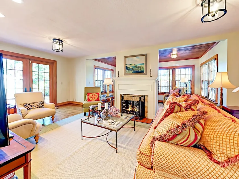 Old Northwood - 3 Br Home - Image 1