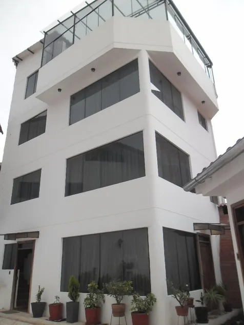 La Casa De Makito - Image 1
