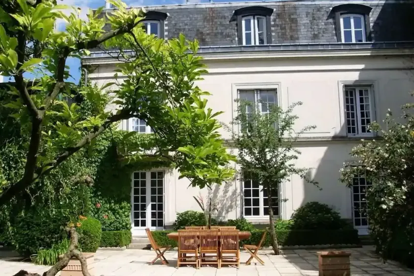 Villa Trianon - Image 1