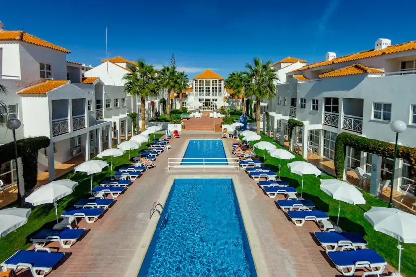 Apartamentos Turisticos Club Ouratlantico - Image 1