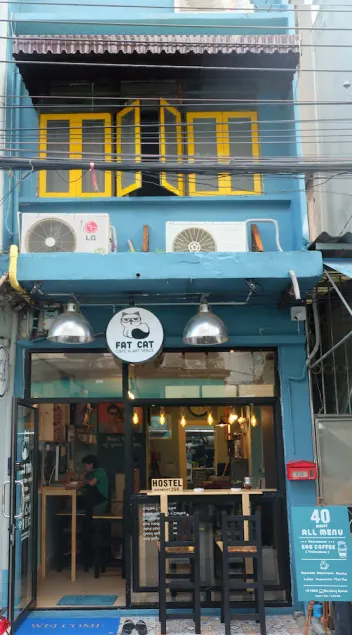 Fat Cat Hostel - Image 1