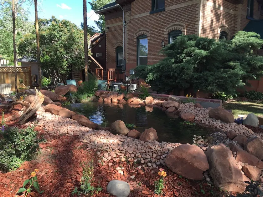 Monroe Inn - Image 1