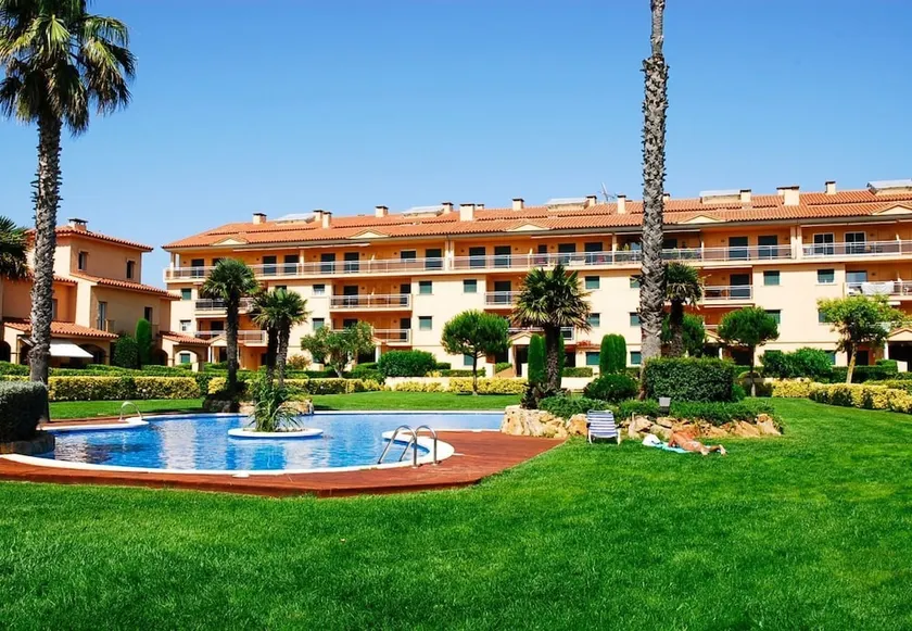 Apartamentos Port Pals - Image 1