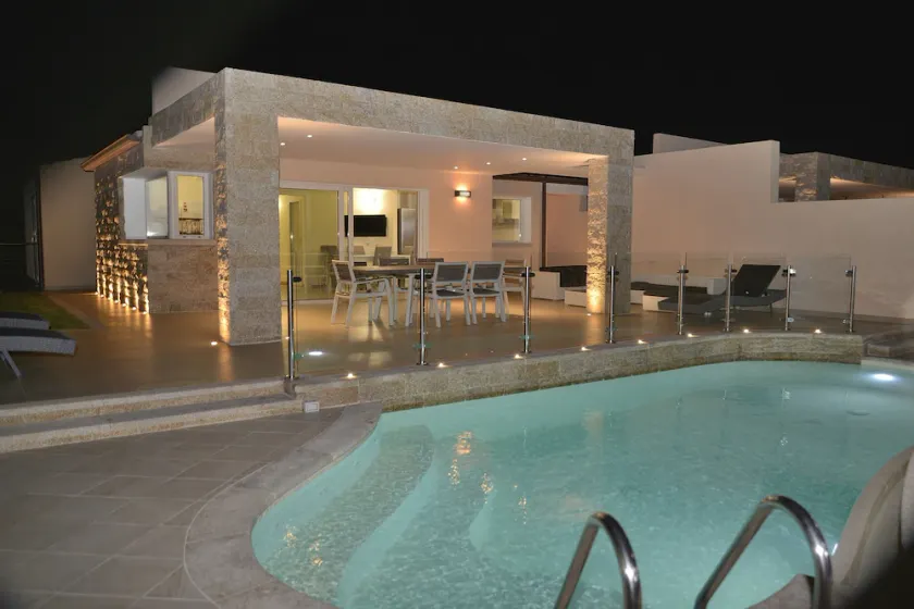 Aria Di Vacanza - Villa Diamante - Image 1