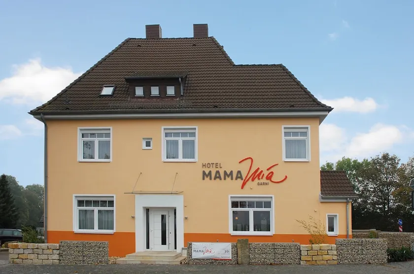 Hotel Mama Mia Garni - Image 1