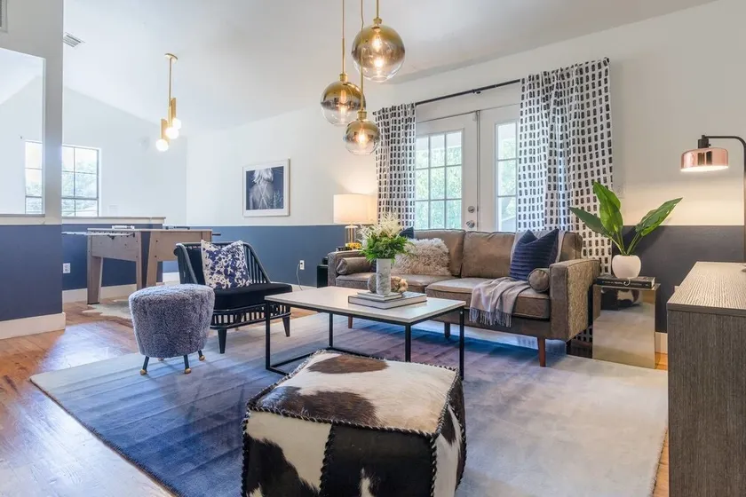 Domio Germantown Massive 8BR Comprised of 2 4BR Suites - Image 1