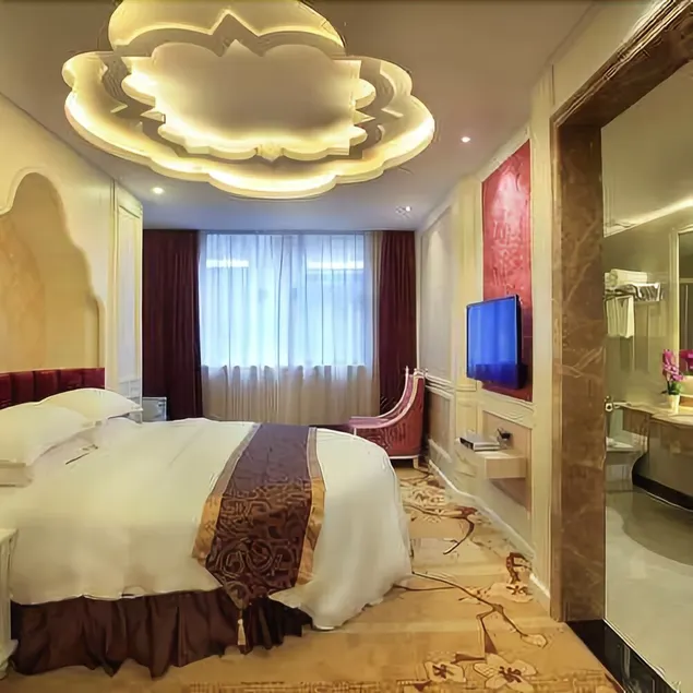 Shengshi Hotel (Guilin Vientiane City) - Image 1
