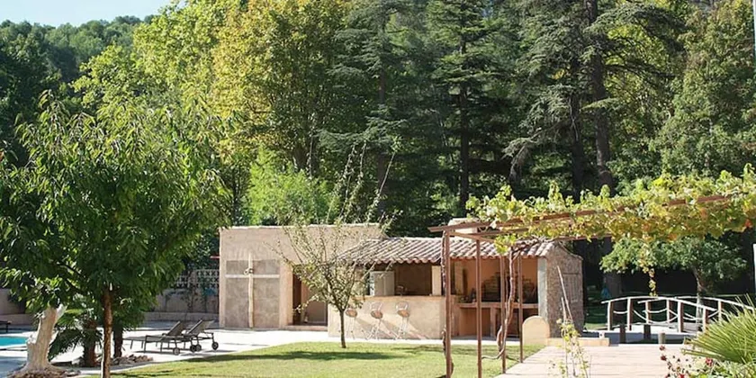 Le Manoir de Géménos - Image 1