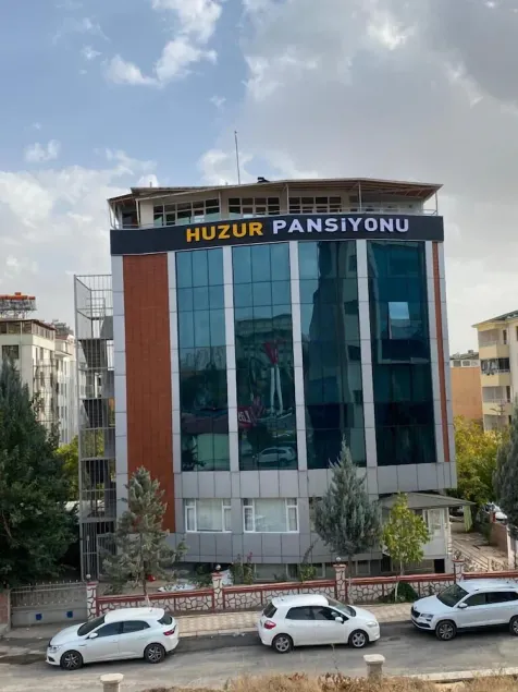 Huzur Pansiyonu - Image 1
