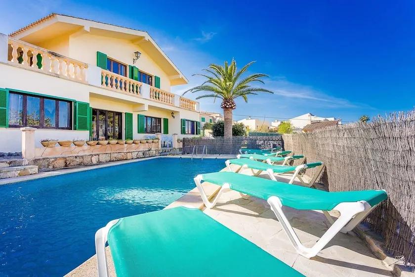 5 bedrooms villa at Portocolom 900 m away from the beach with city view private pool and enclosed ga - Image 1