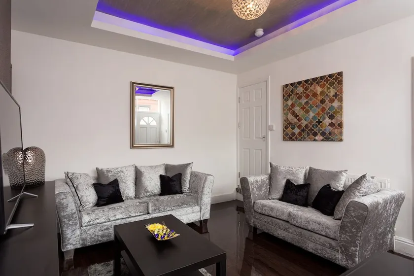 Eldon Apartments - Image 1
