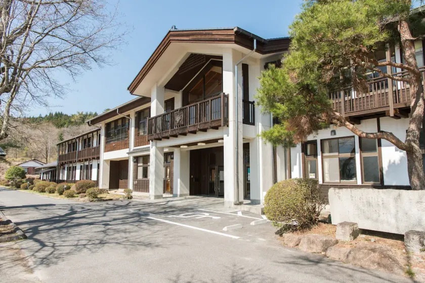 Guest House Gaku Magome Hostel - Image 1