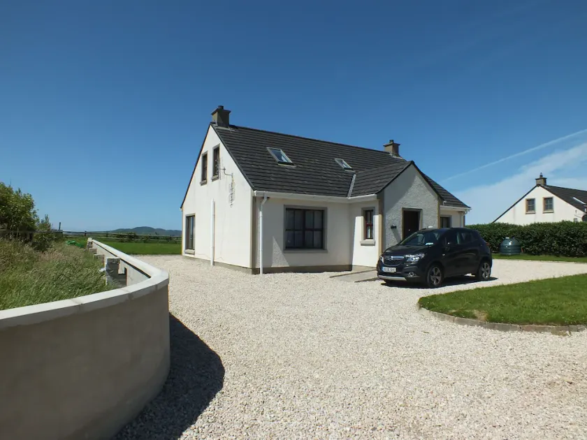 Seaview Cottage - Image 1