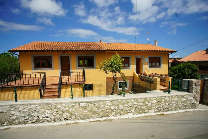La Bolera, casa rural a 4 km de la playa y de Llanes - Image 1