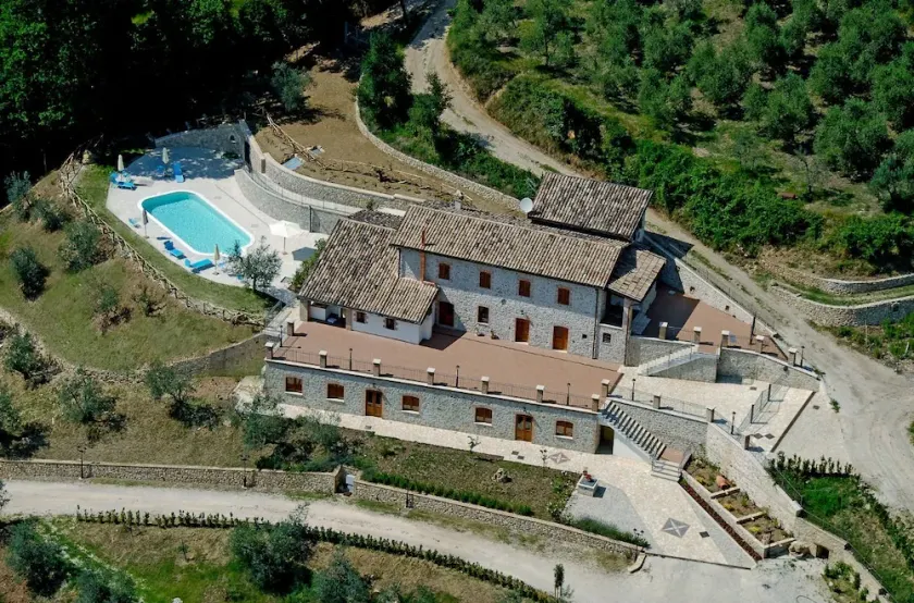 Pucci Country House - Image 1
