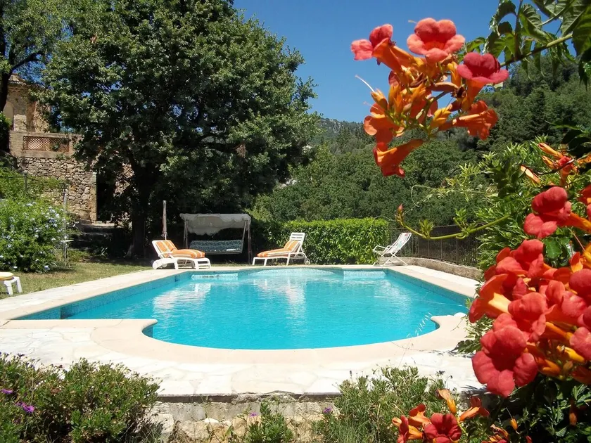Appartement de 2 chambres avec piscine privee jardin clos et wifi a Chateauneuf Grasse - Image 1