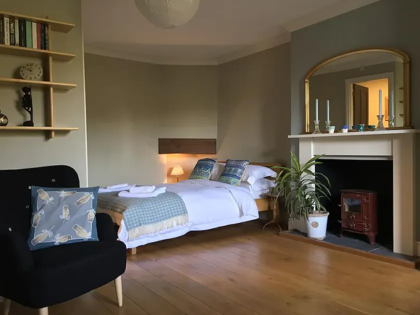 The Tall House Bed & Breakfast - Image 1