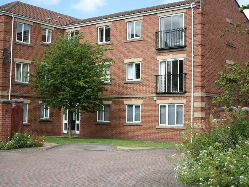 Hartley Bridge Apartment - Image 1
