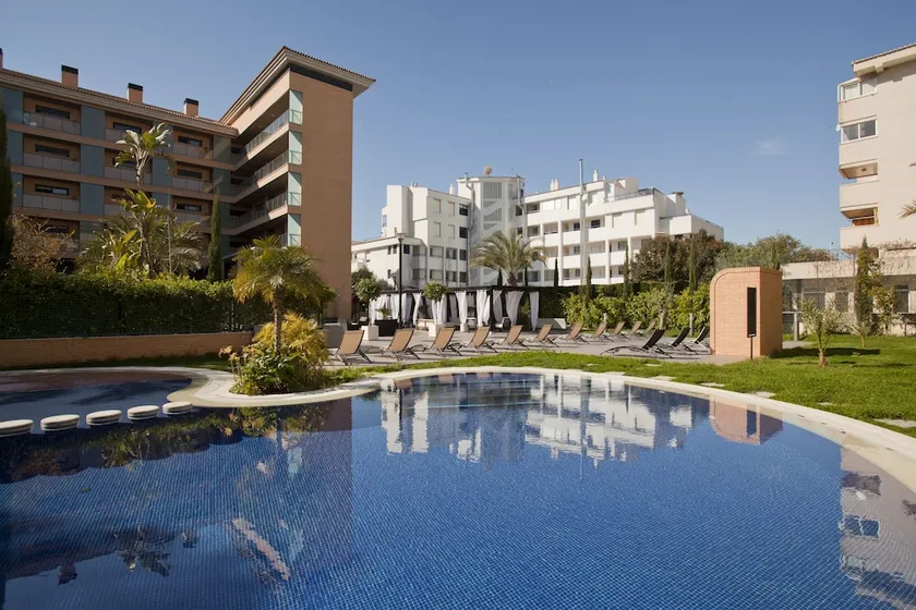 Boulevard Apartamentos - Image 1