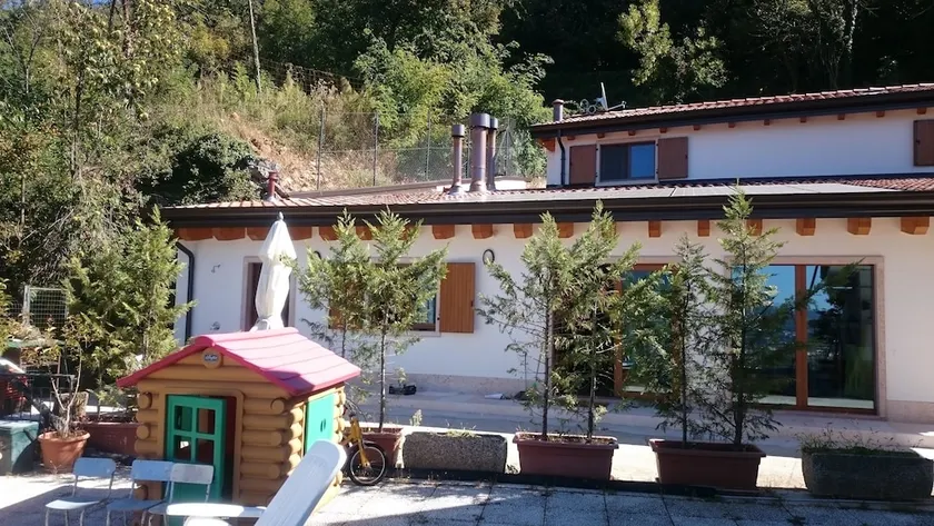 Happy Guest - Image 1