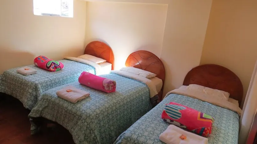 Hostal Samani - Image 1