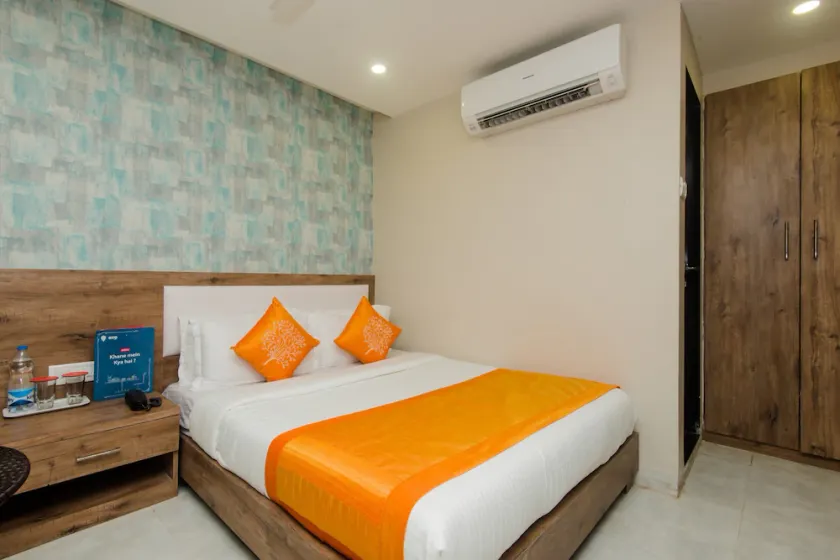 Hotel Blue Bay By OYO Rooms - Image 1