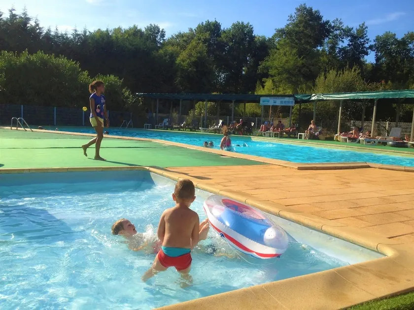 Bungalow With 2 Bedrooms in Saint-paul-lès-dax, With Pool Access and F - Image 1