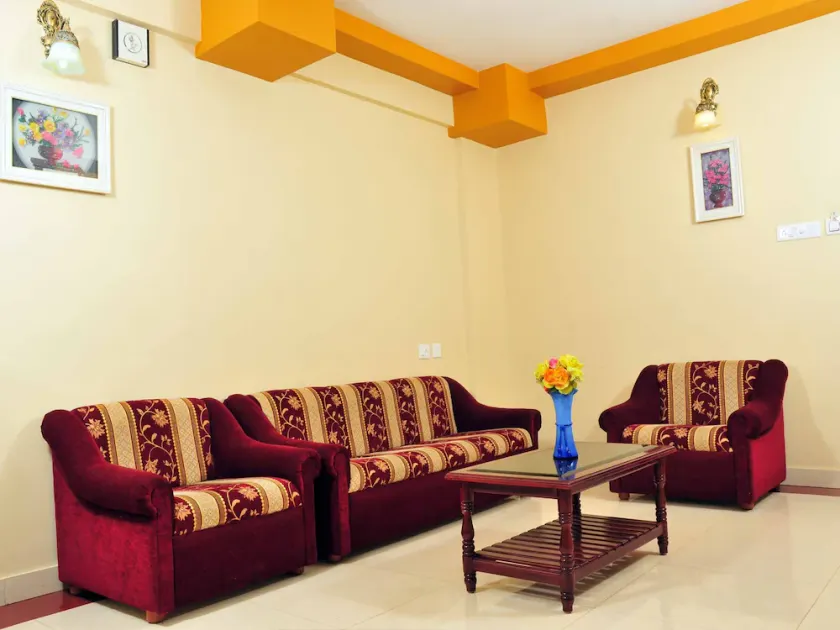 Keli Hotels P - Image 1