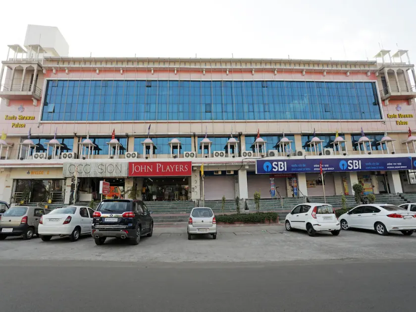 OYO 13835 Hotel Kanta Shrawan - Image 1
