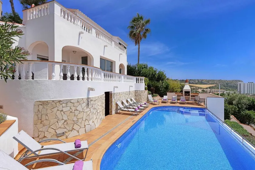 Villa Santa Cruz - Image 1
