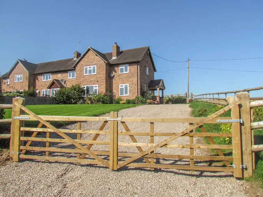Big Hill Cottage - Image 1