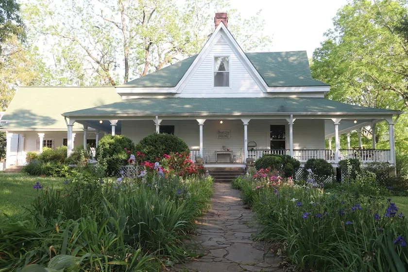 The Stovall House - Image 1