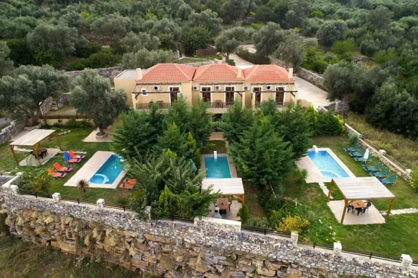 Uphoria Villas - Image 1
