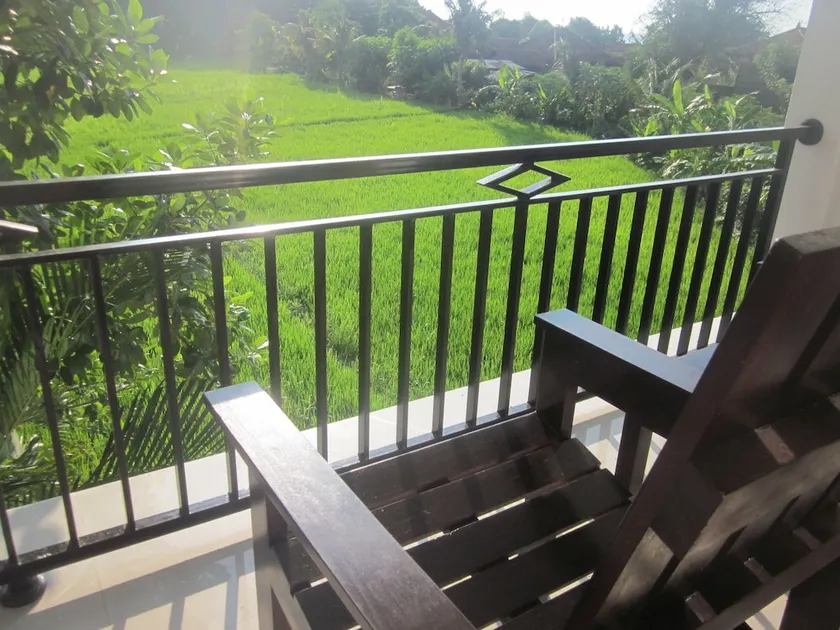 Mumbul Guesthouse - Image 1