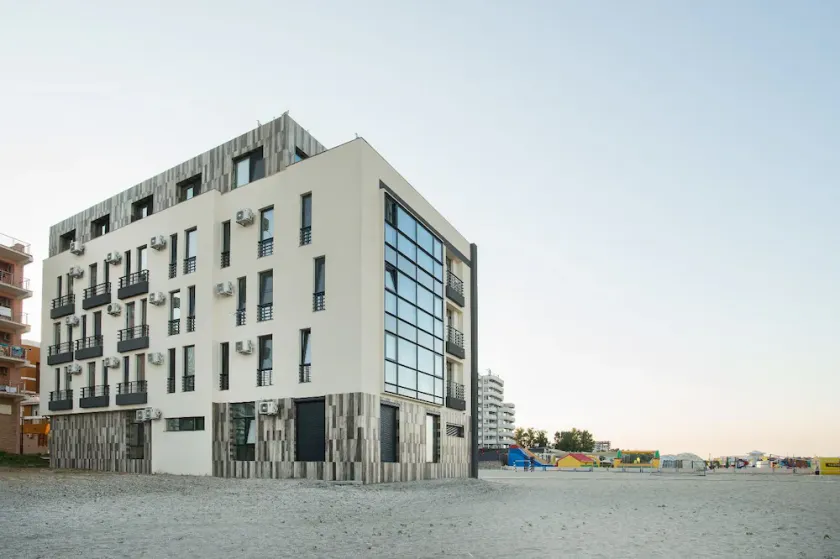 Beach Rooms - Image 1