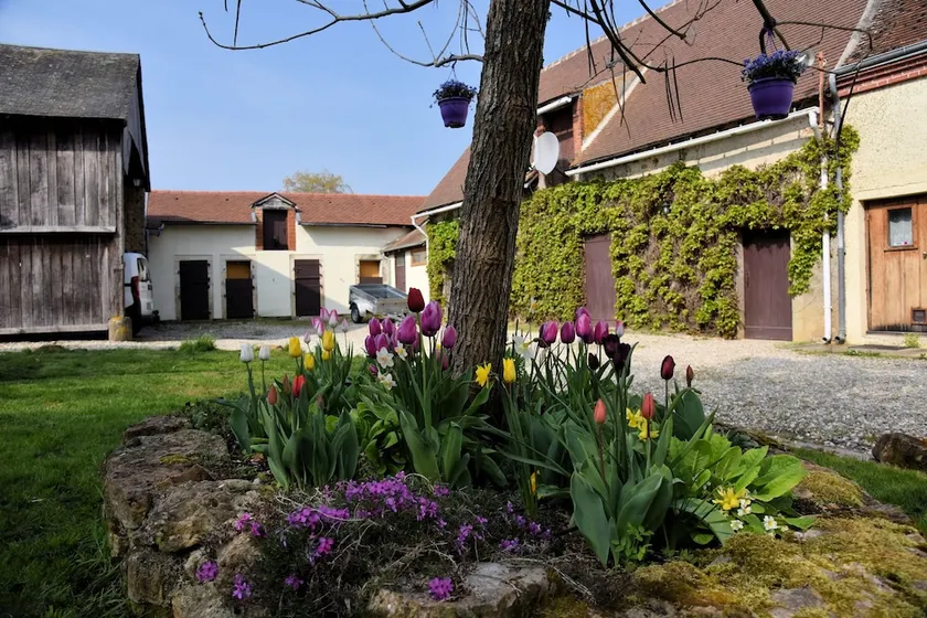 Aux Prés Du Berry Bed & Breakfast - Image 1