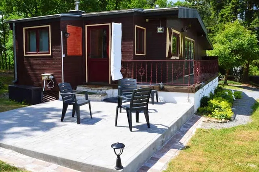 2 bedrooms house with enclosed garden at Erezee - Image 1