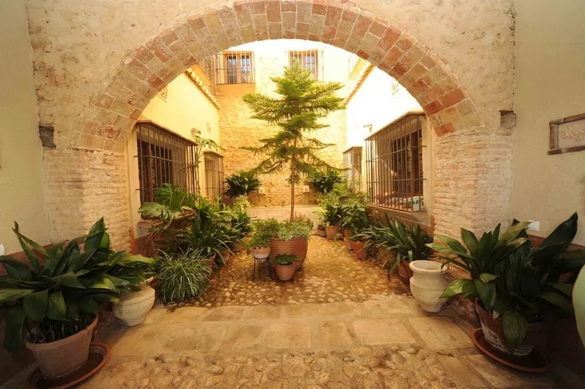 Arcos Del Capellan - Image 1