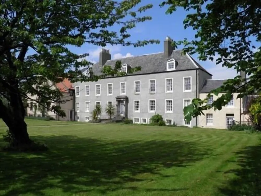Cockenzie House & Gardens - Image 1