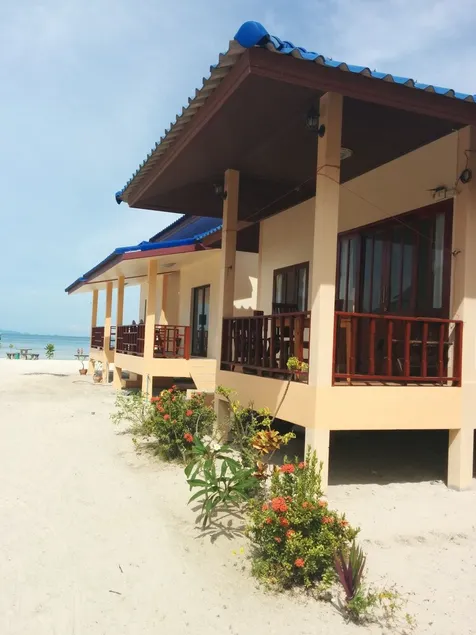 The Beach Bungalows Koh Phangan - Image 1