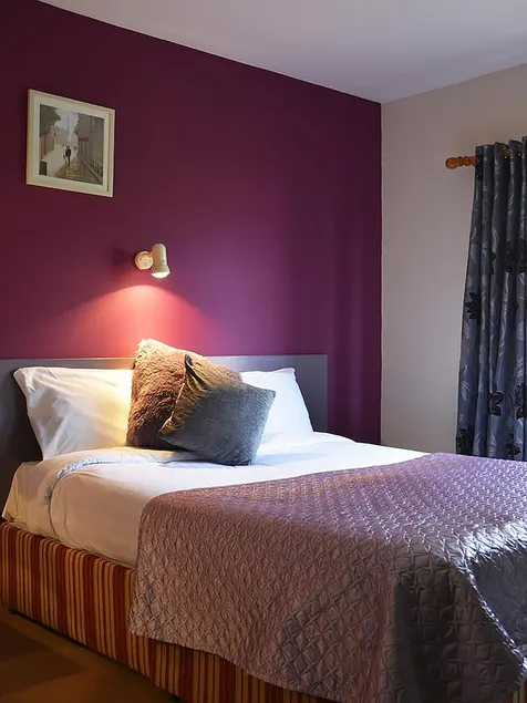 Killarney Peaks Guesthouse - Image 1